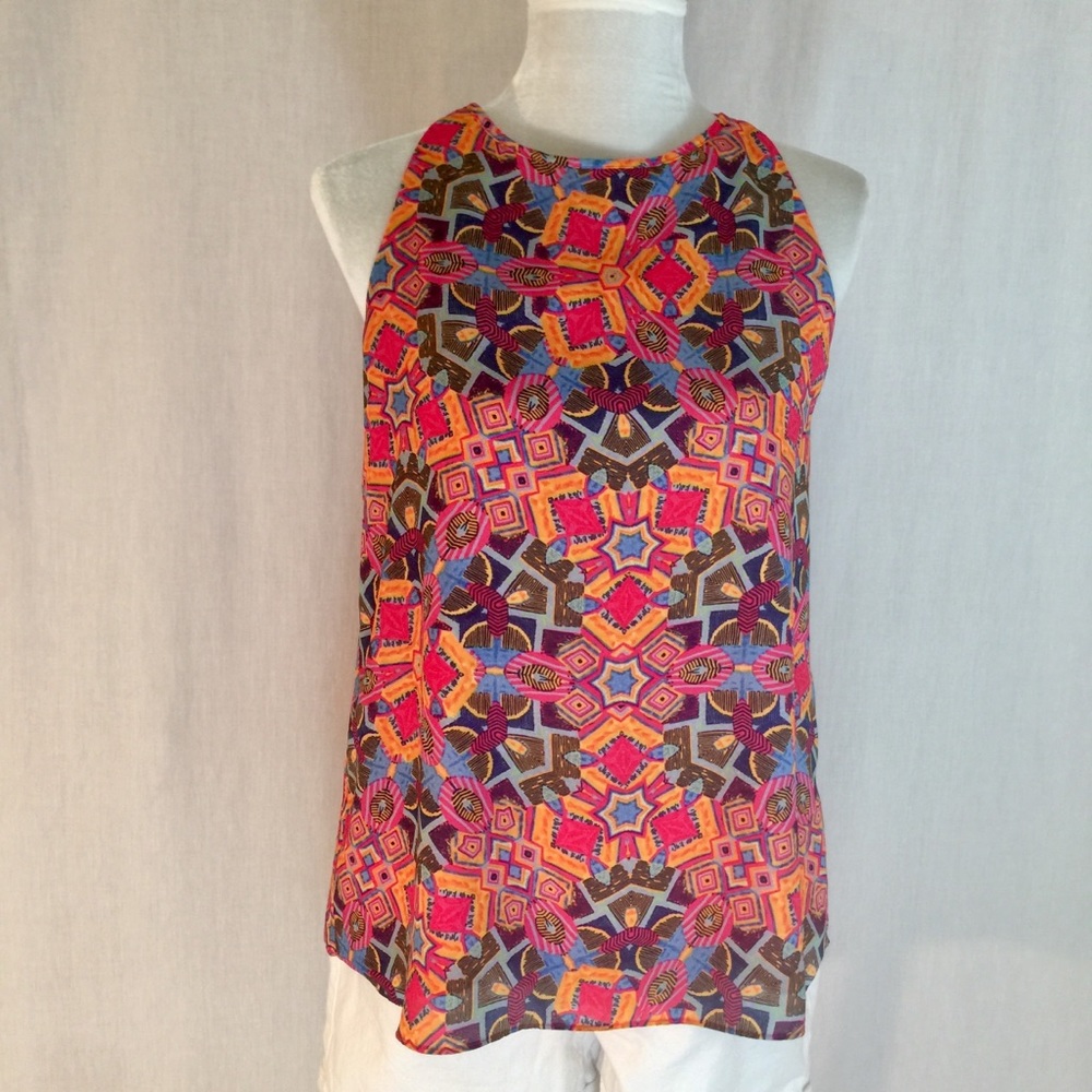 💕Kenar fun geometric boho print lined top
